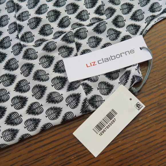 Liz Claiborne Womens Sleeveless Feather Print Blouse M White/Black NEW Button Up - Picture 2 of 8
